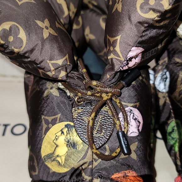 Louis Vuitton Pillow Water Repellent Monogram Boot Fornasetti Capsule Edition - Picture 6 of 17